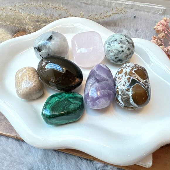 Set of 8 Crystal Tumbles - Picture 2 of 9